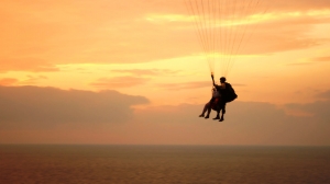 How to Capture Amazing Photos During Tandem Paragliding Adventures